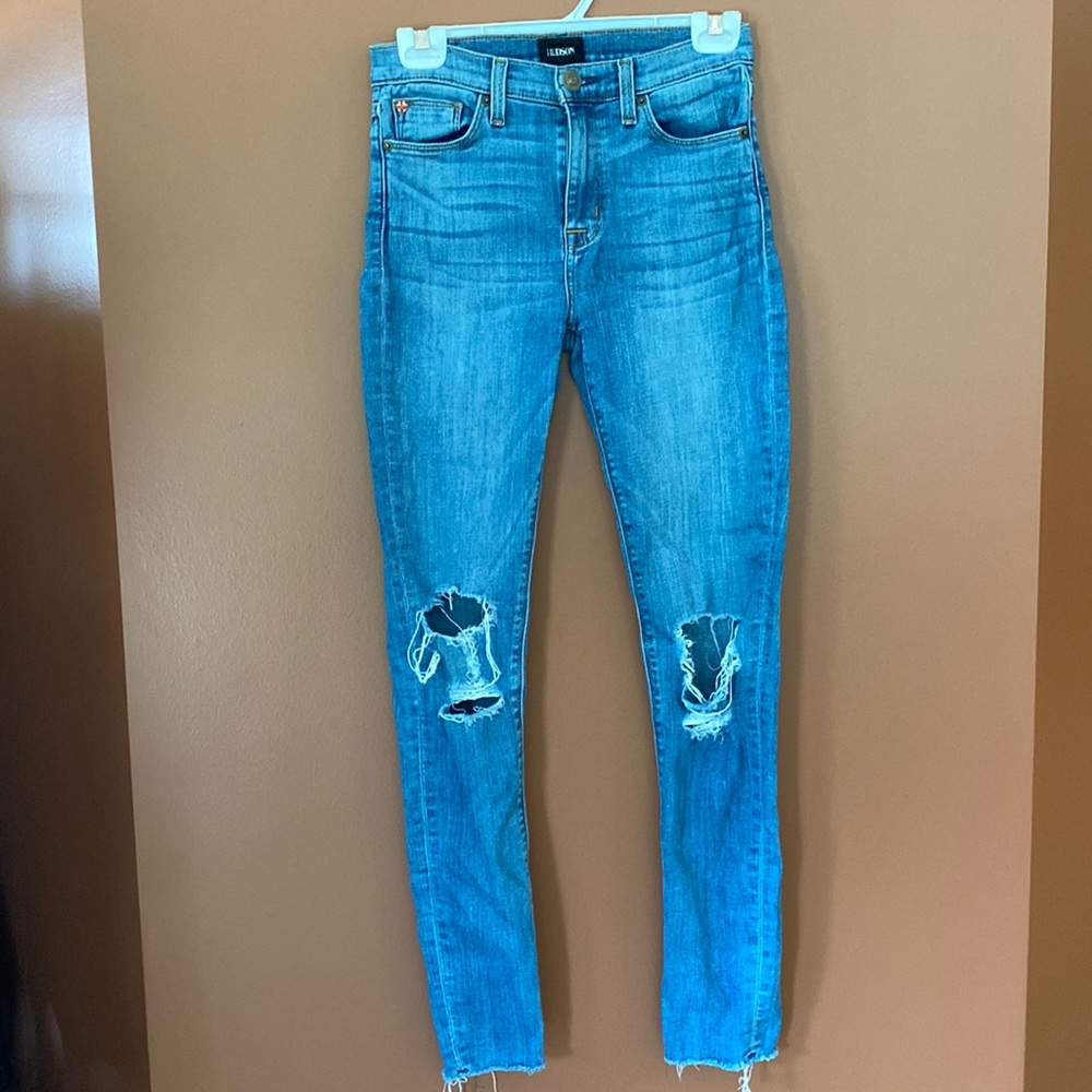 Hudson distressed jeans with raw edge at ankles size 26.